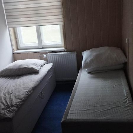 وودج Sagittarius Hostel- Pracowniczy المظهر الخارجي الصورة