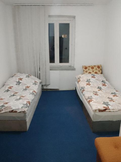 وودج Sagittarius Hostel- Pracowniczy المظهر الخارجي الصورة